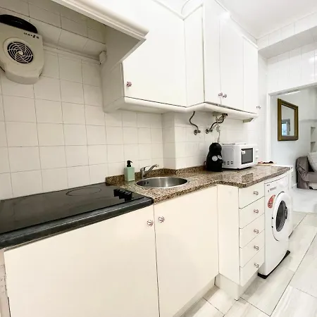 Center Alfama Iii Апартаменты *